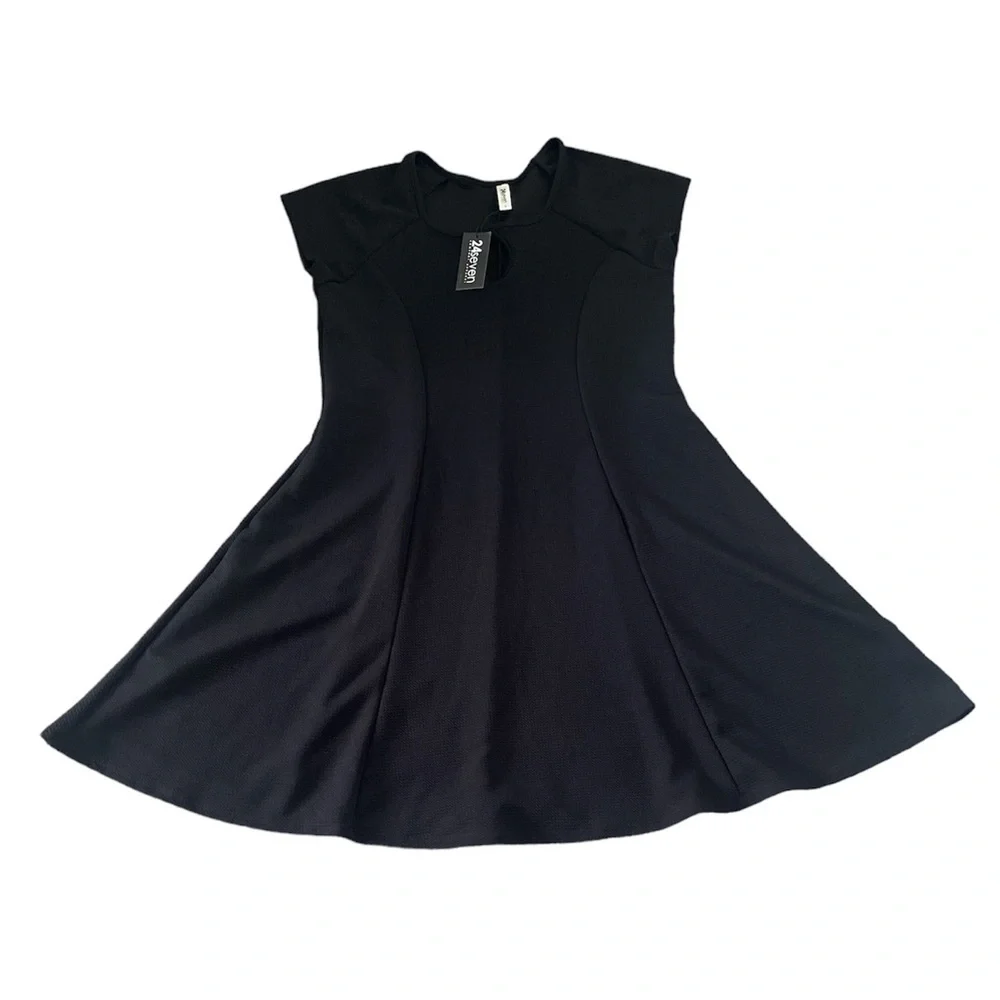 24Seven Comfort Apparel Maternity Dress with Keyhole Neck Black Size XL - Picture 6 of 7